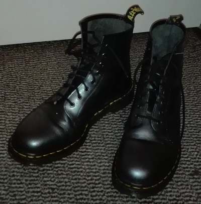 Răbdare ciment rautacios  A 'trans-scene-ary' fashion: some notes on the cultural-material history of  Dr. Martens boots